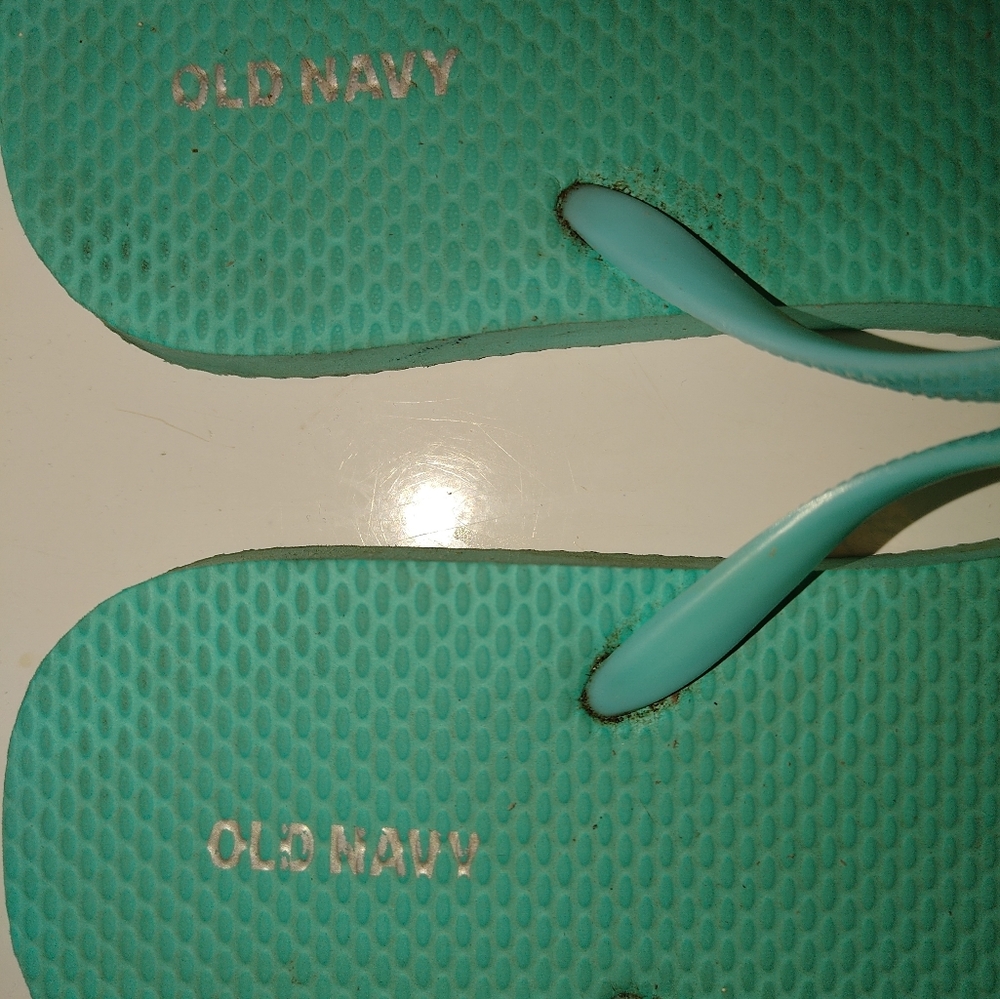 Slippers - Picture 2 of 3